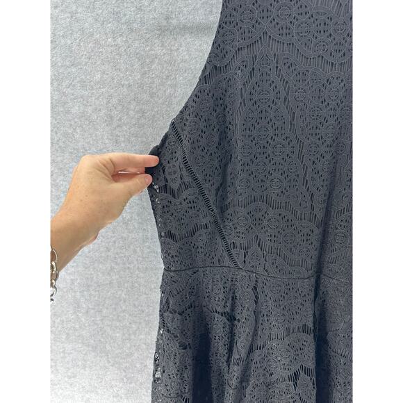 Mossimo Juniors sz L (W sz M) Black Lace Fit & Flare Sheath Dress Wedding Guest - Picture 4 of 8